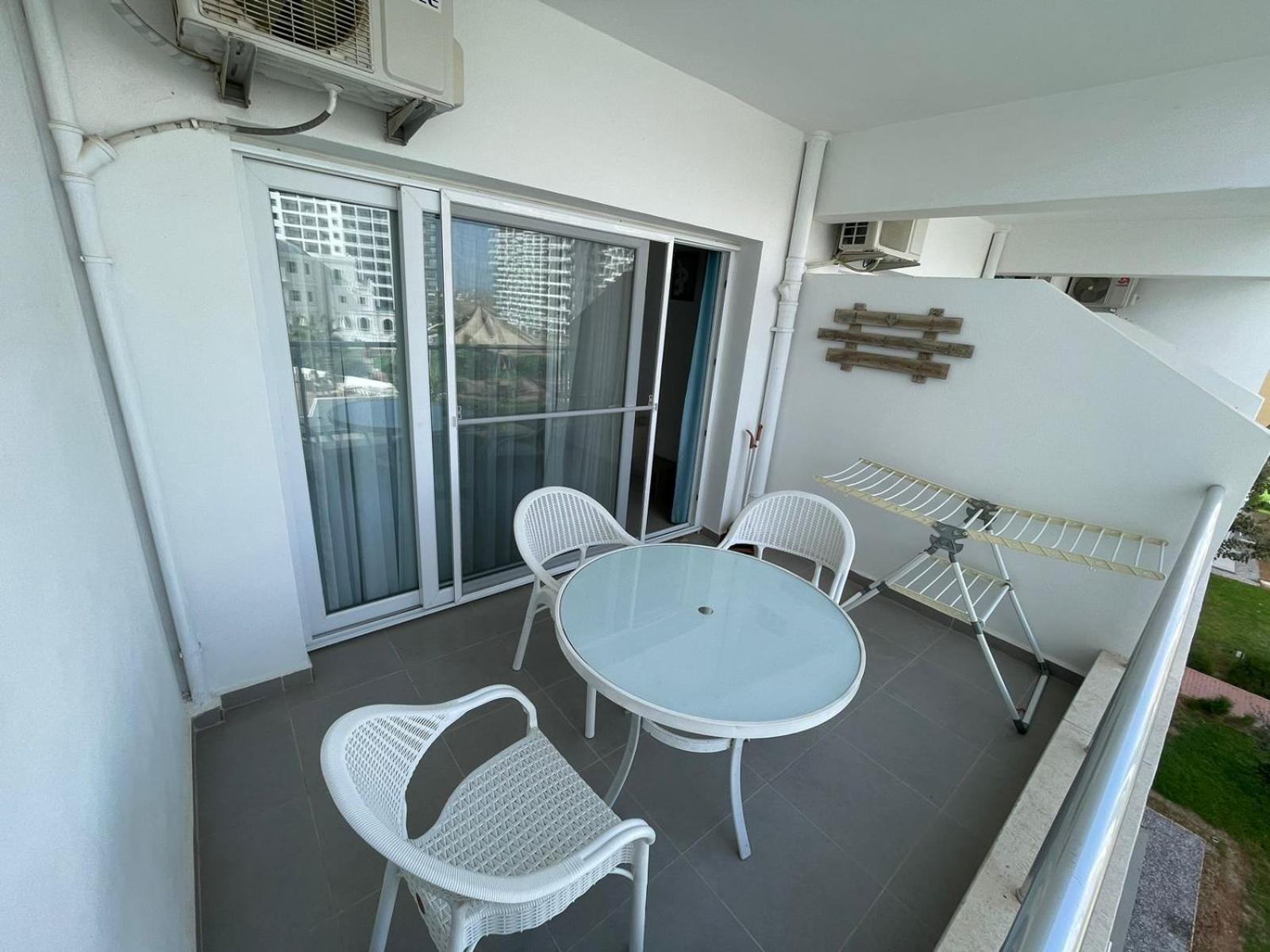 Blue Apartment In 5* Ceasar Resort Trikomo Exterior photo